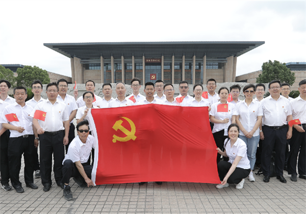 优秀党支部——人生就是博二建党支部